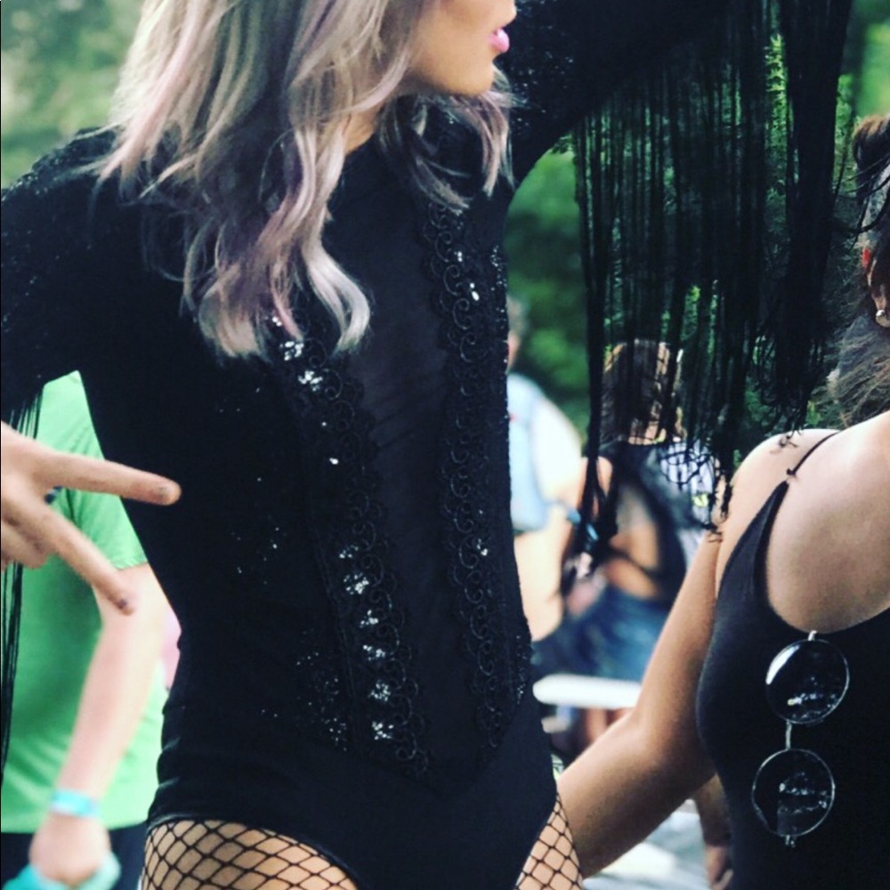 Sequin fringe sleeve bodysuit